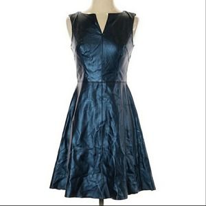 Size 0 Ivy & Blu blue A-line v-neck dress